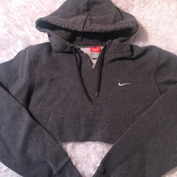 SOLD 💋 Nike women’s cropped hoodie s - Picture 5 of 7